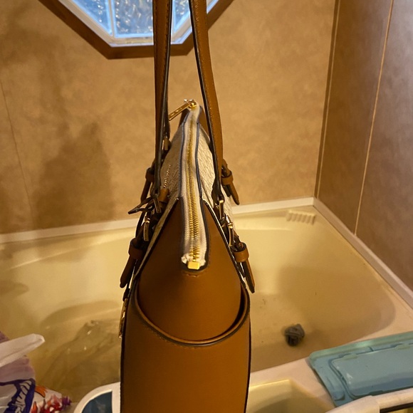 Michael Kors - Picture 3 of 12